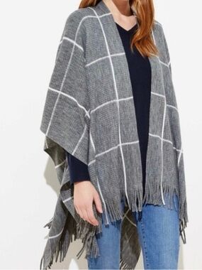 NWT - LOFT Gray Windowpane Fringed Wrap